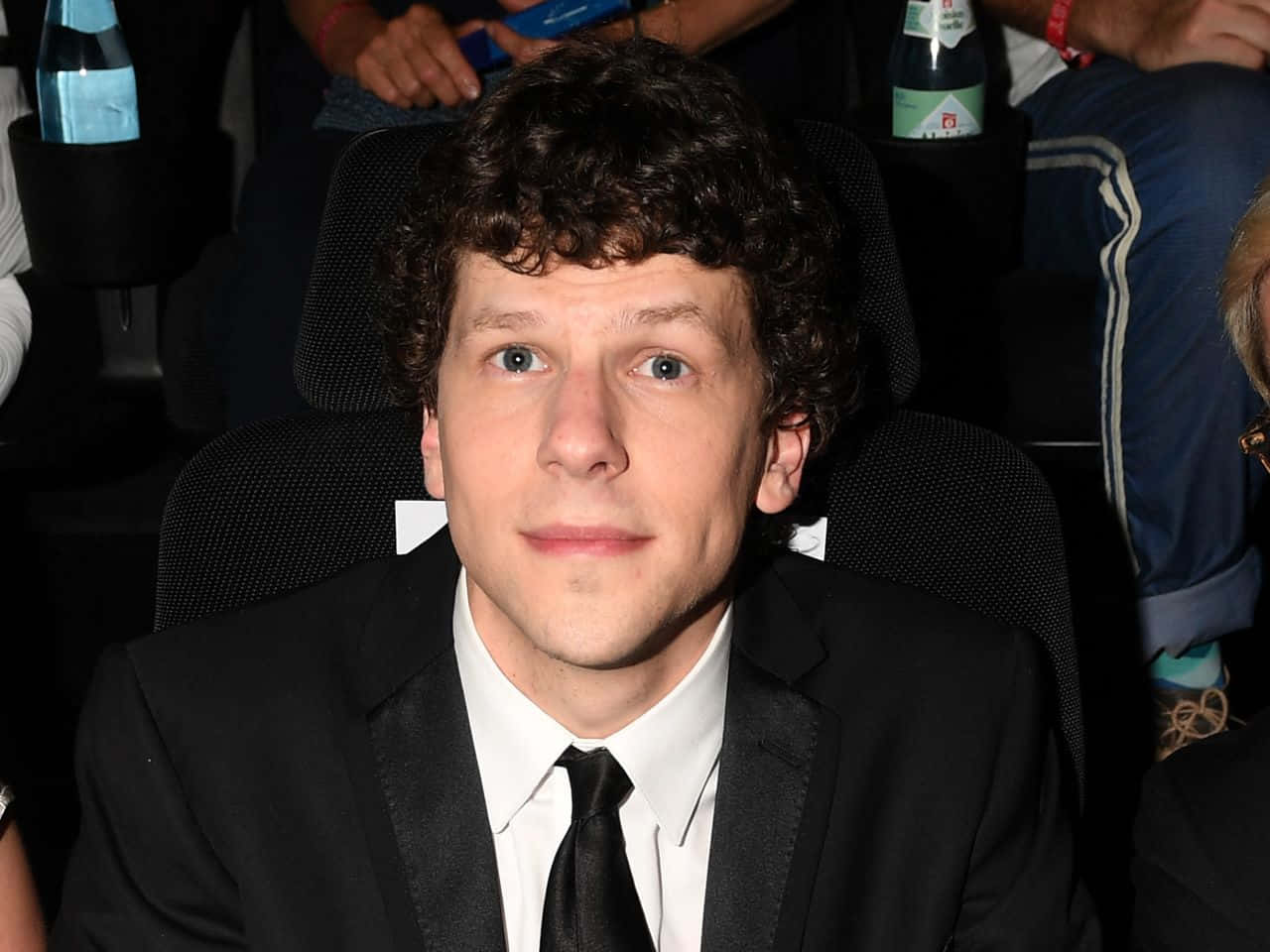 Jesse Eisenberg The Emmy Award-winning Actor Wallpaper