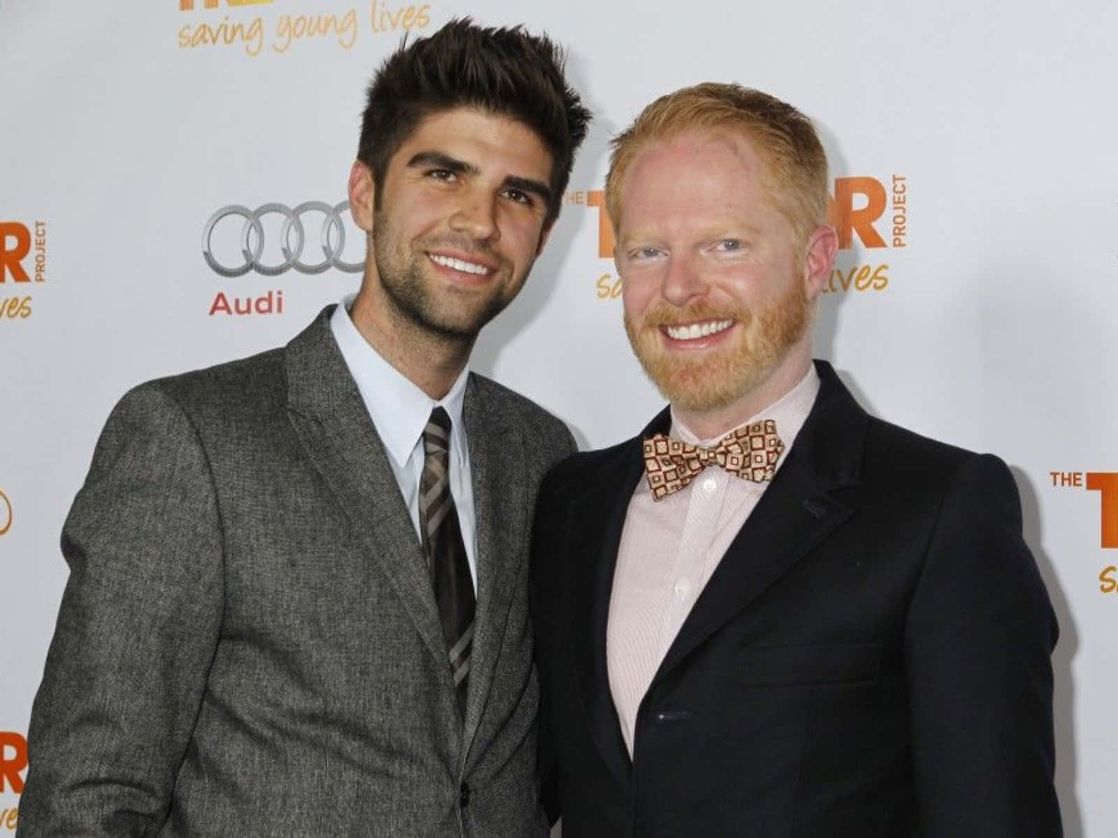 Jesse Tyler Ferguson 1600 X 1200 Wallpaper