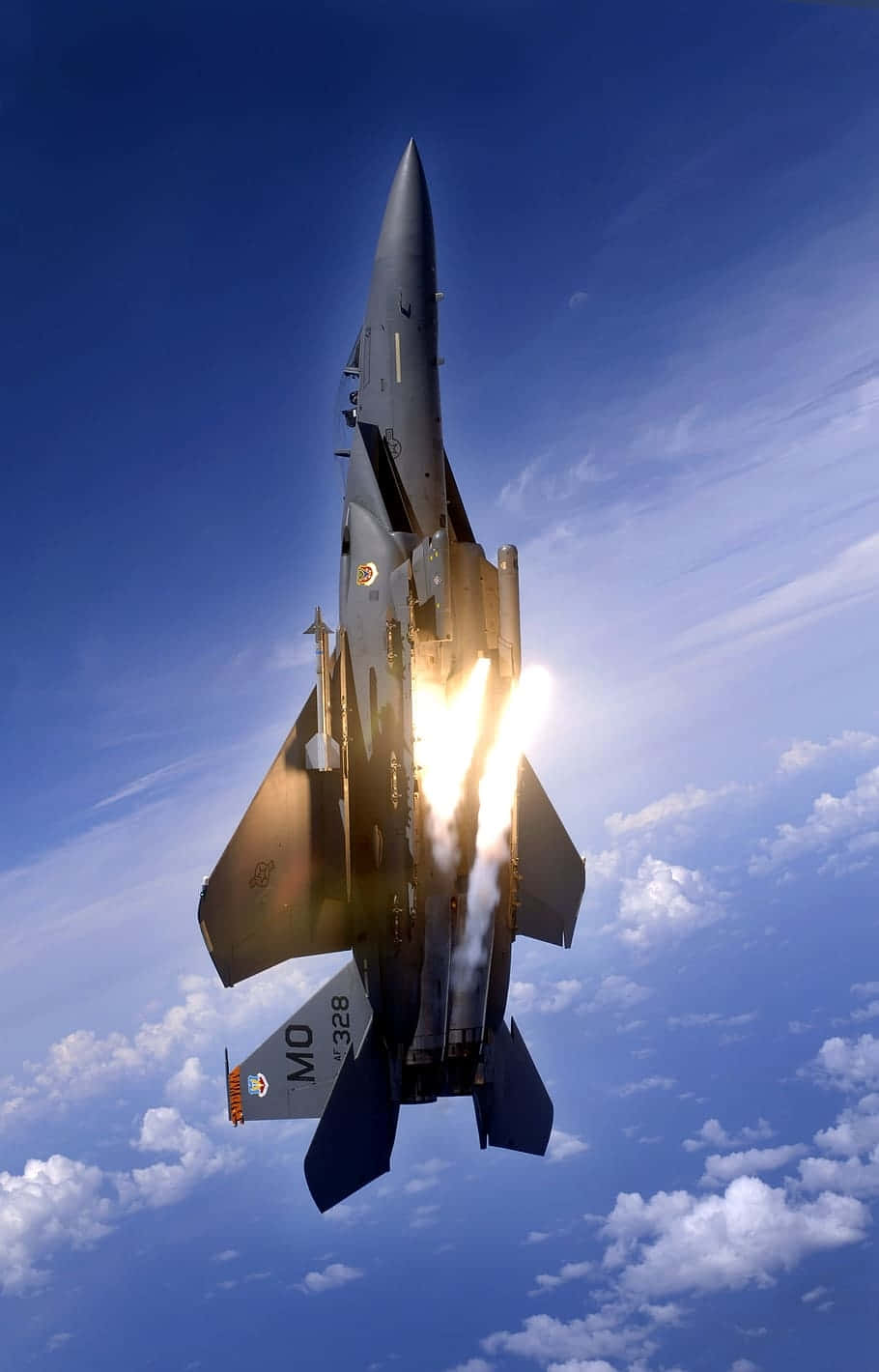 Jet_ Fighter_ Vertical_ Climb Wallpaper