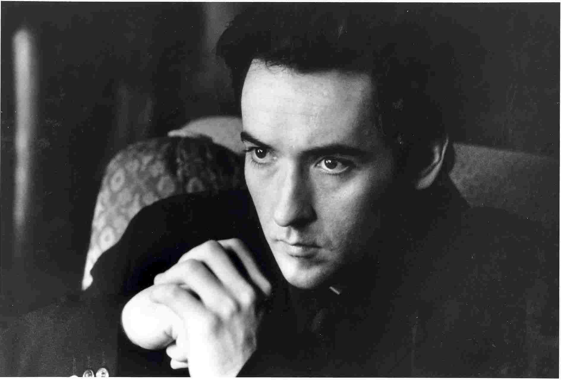 John Cusack In An Intense Moment Wallpaper