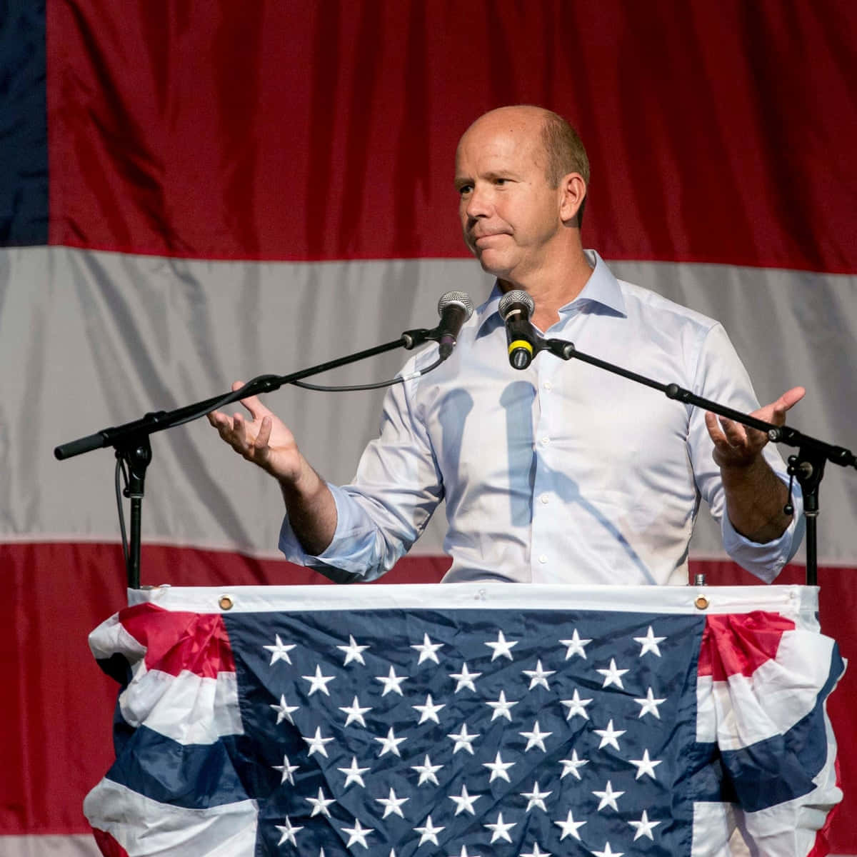 John Delaney At A Talk Event Wallpaper