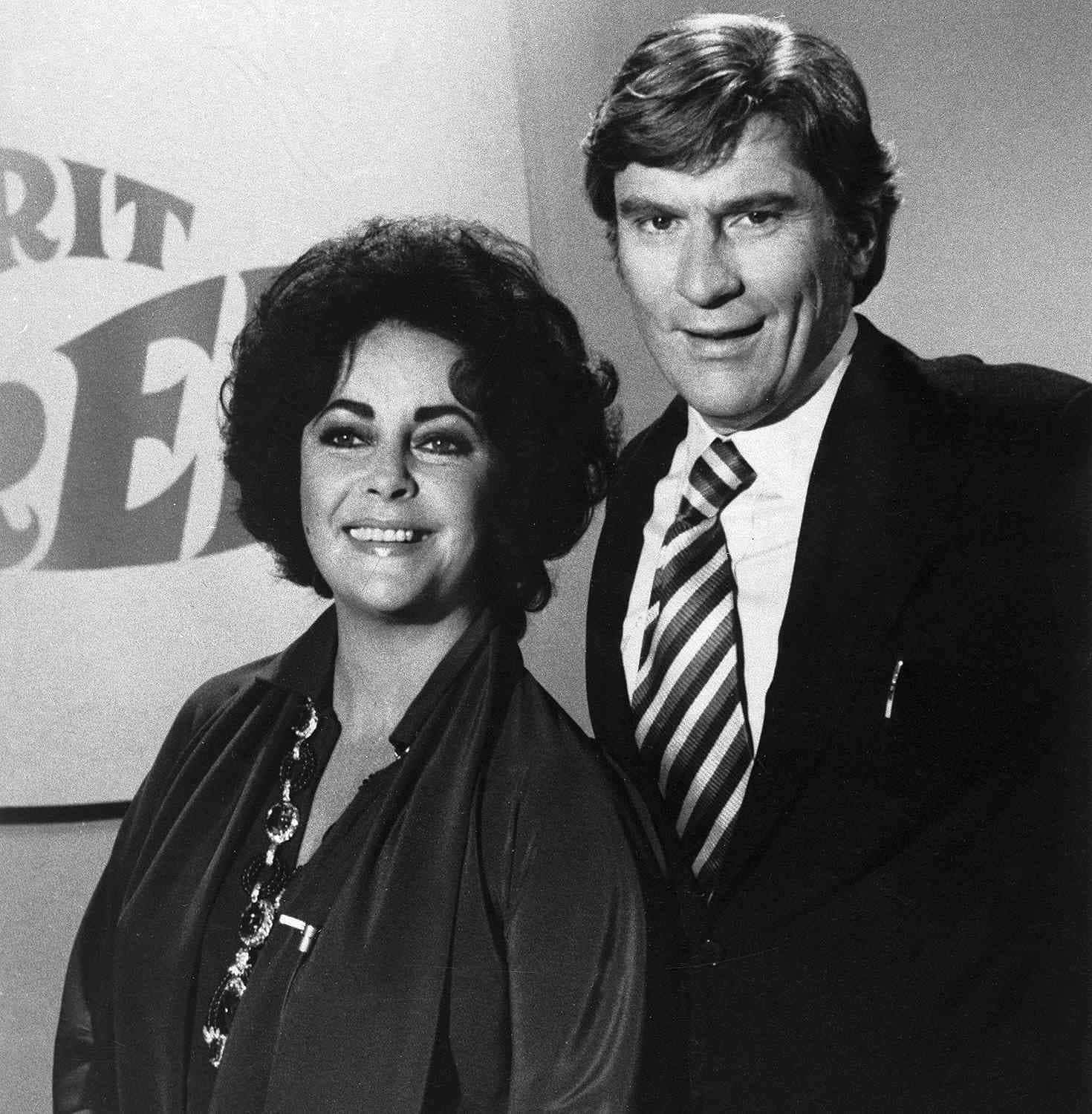 John Warner And Elizabeth Taylor Monochrome Square Wallpaper