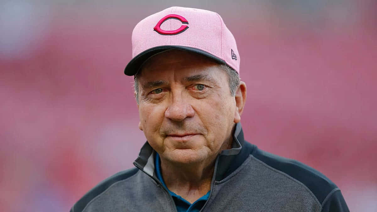 Johnny Bench Pink Cap Cincinnati Reds Wallpaper