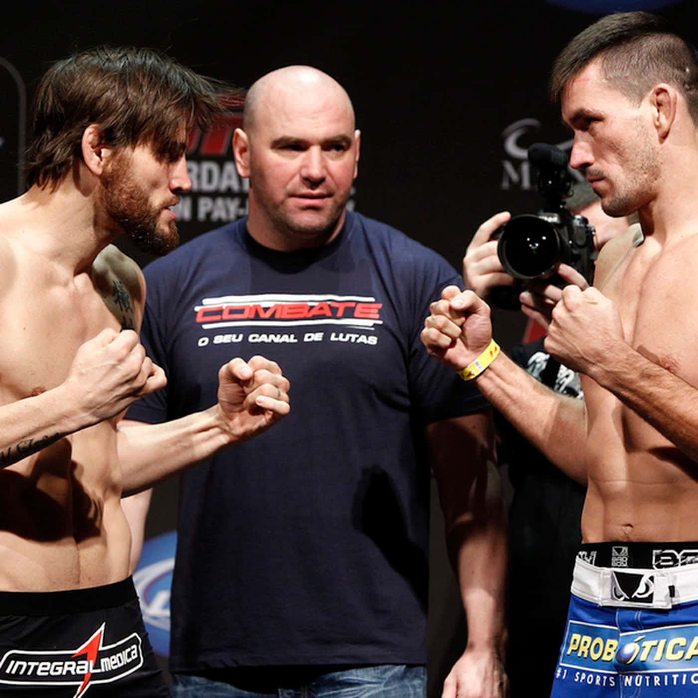 Jon Fitch Vs. Demian Maia Ufc 156 Weigh-in Wallpaper