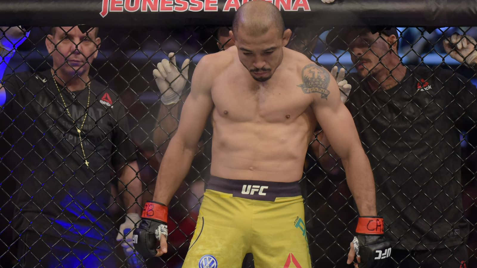 Jose Aldo Mma Fighter Waiting Wallpaper