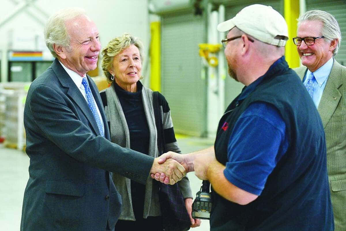 Joseph Lieberman Greeting Worker Wallpaper