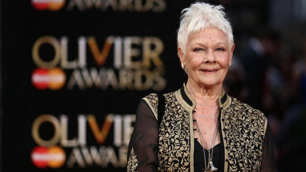 Judy Dench At Olivier Awards Wallpaper