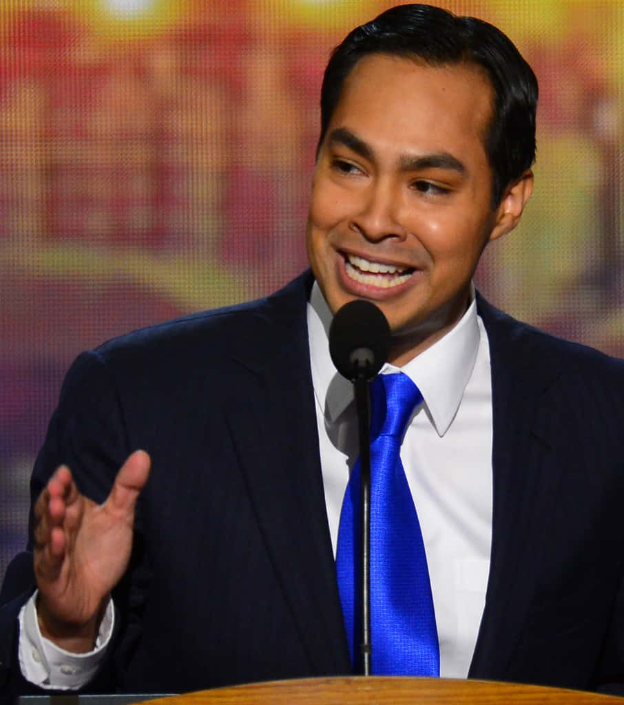 Julian Castro Front View Podium Wallpaper