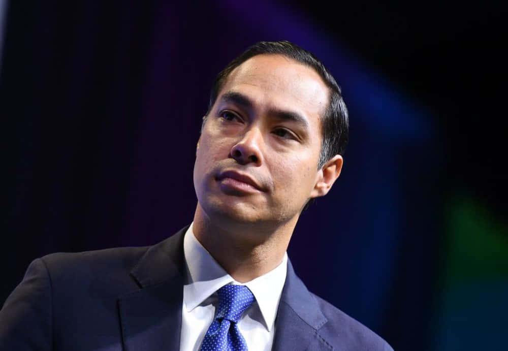 Julian Castro Looking To The Left Wallpaper