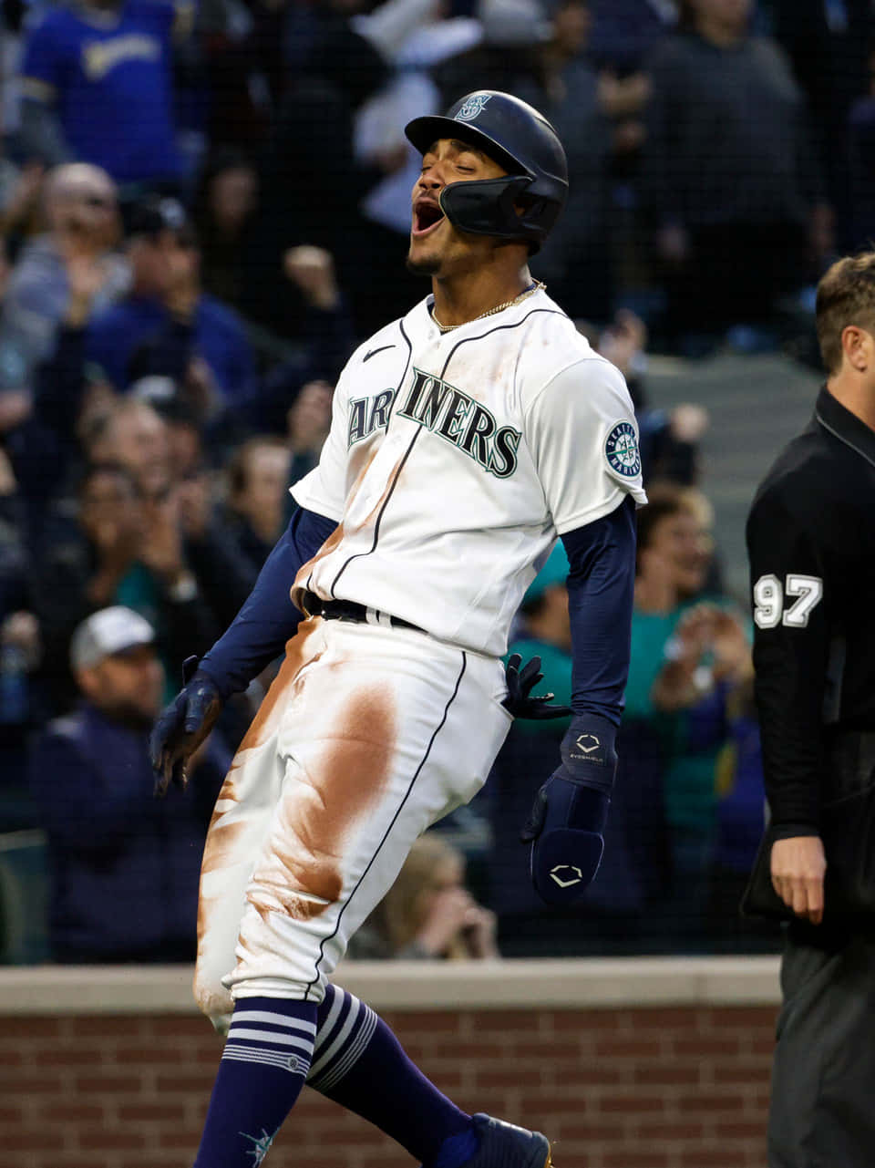 Julio Rodriguez Mariners Celebration Wallpaper