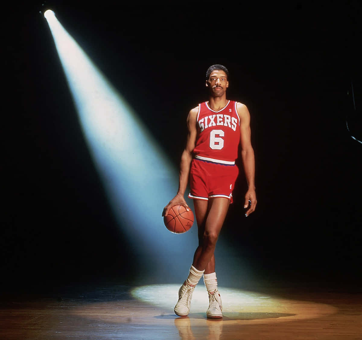 Julius Erving Strike A Pose Wallpaper