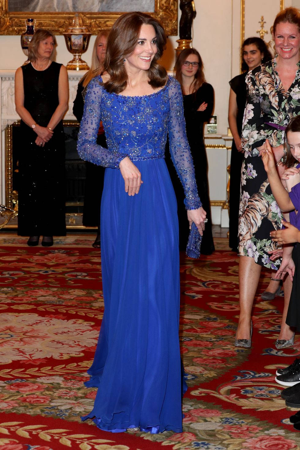 Kate Middleton In Blue Lace Dress Wallpaper