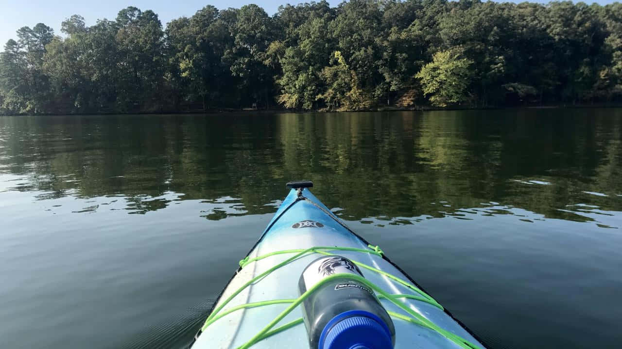 Kayakingon Lake Hamilton Wallpaper