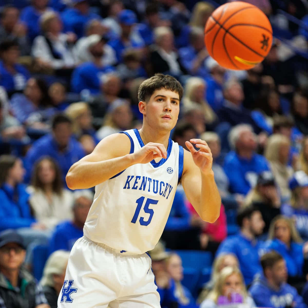 Kentucky Basketball Player Free Throw Wallpaper