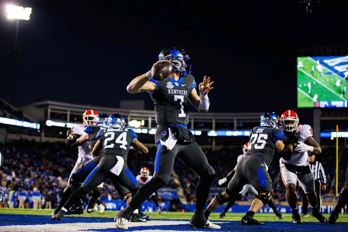 Kentucky Quarterback Action Shot Wallpaper