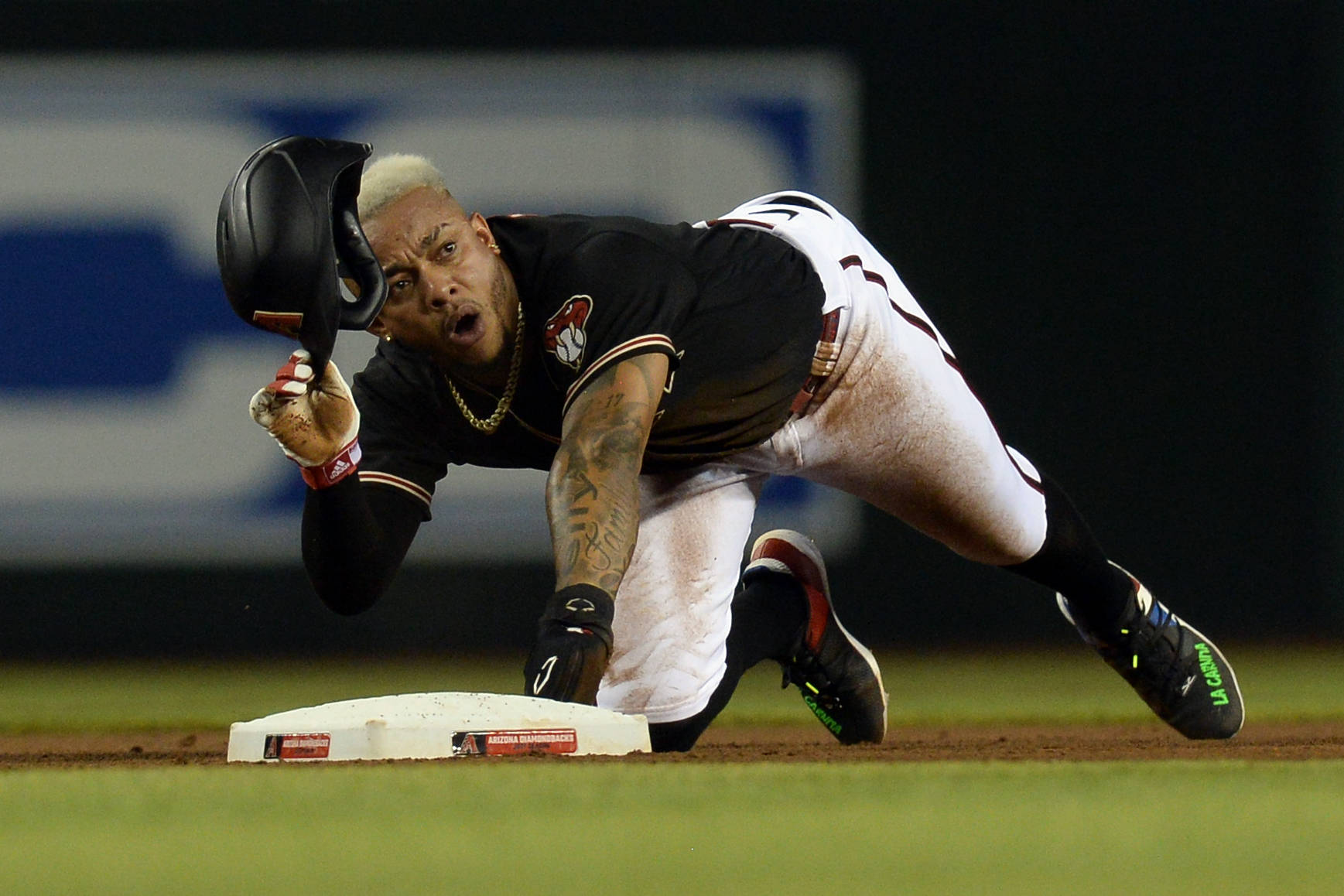 Ketel Marte Dives To Home Base Wallpaper