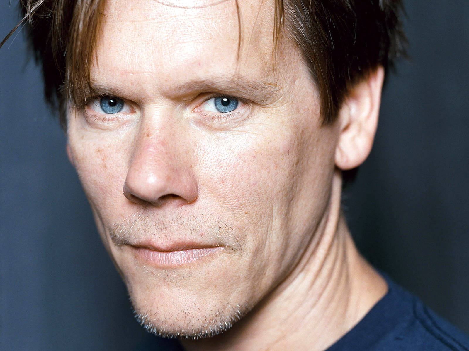 Kevin Bacon Mesmerizing Blue Eyes Wallpaper