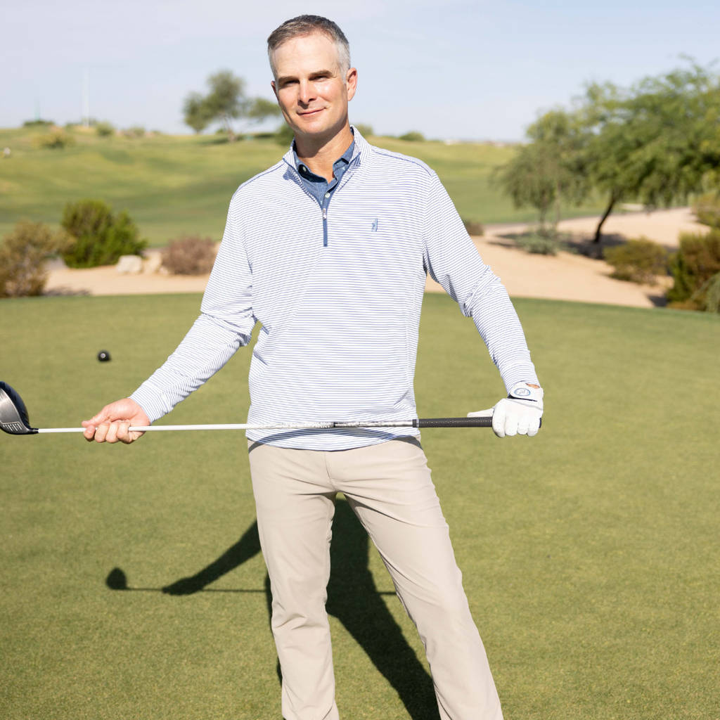 Kevin Streelman Posing With Golf Club Wallpaper