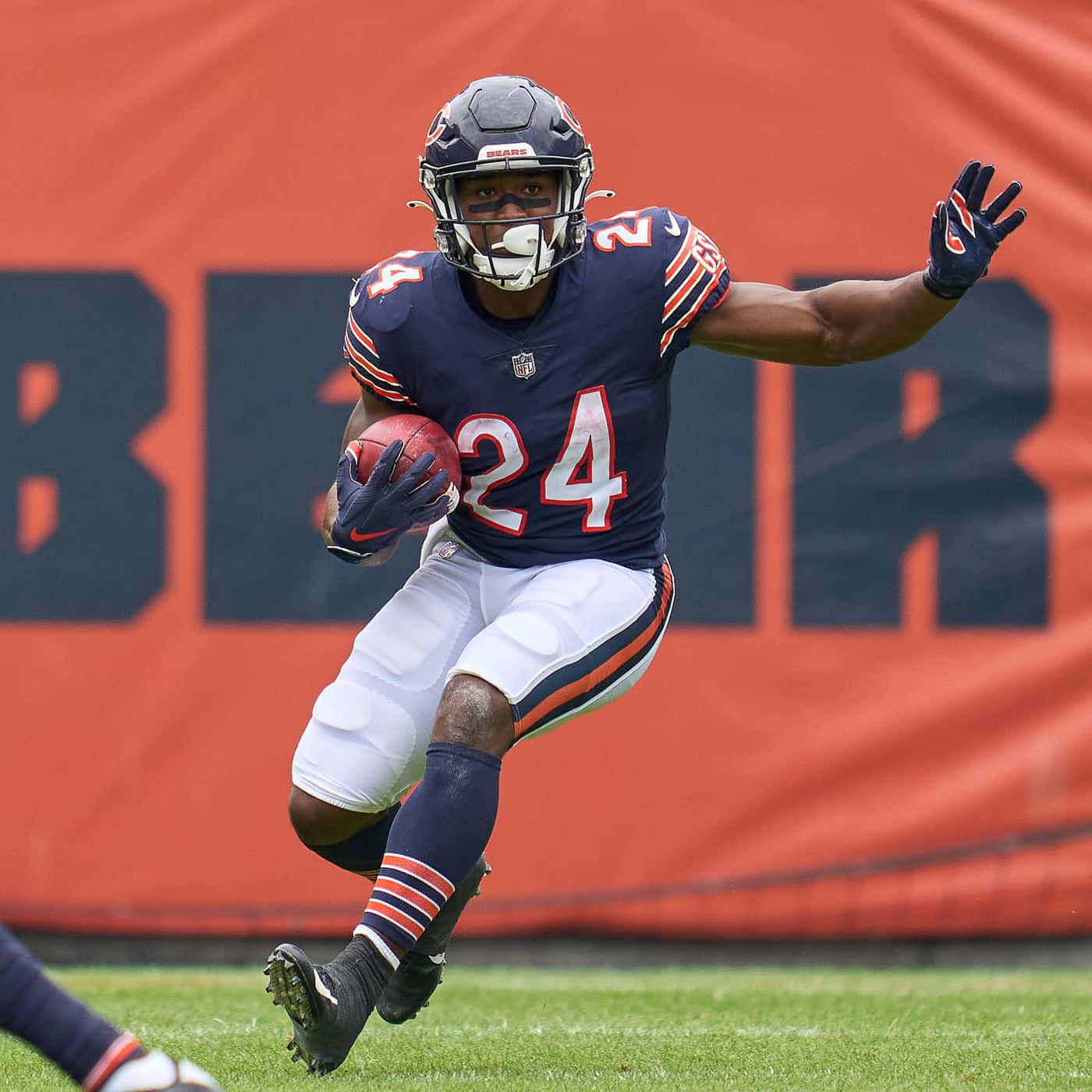 Khalil Herbert Chicago Bears Action Run Wallpaper