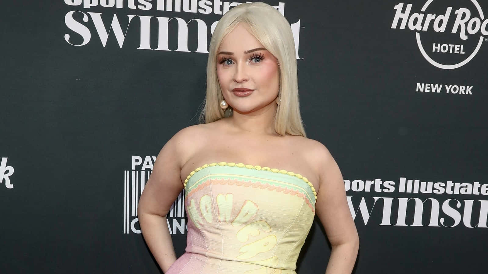 Kim Petras Sports Illustrated Event Wallpaper