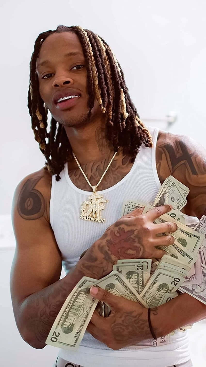 King Von_ Fan Showing Money And Tattoos.jpg Wallpaper