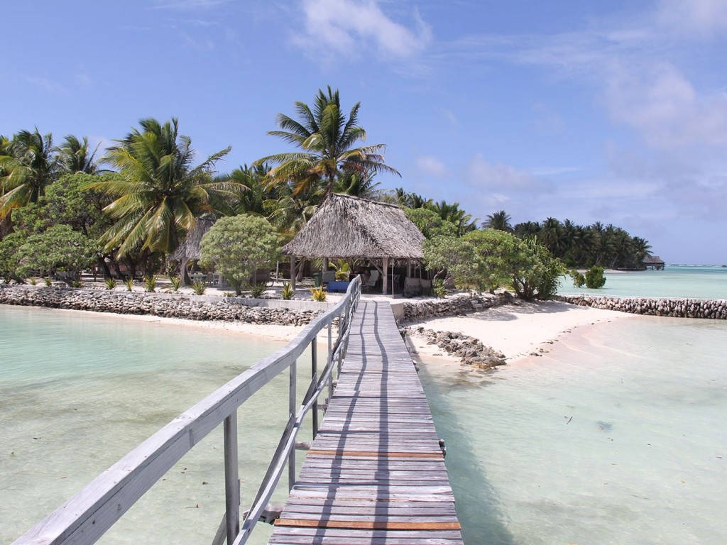 Kiribati Tabon Te Keekee Lodge Wallpaper