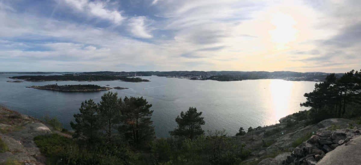 Kristiansand Scenic Waterfront View Wallpaper