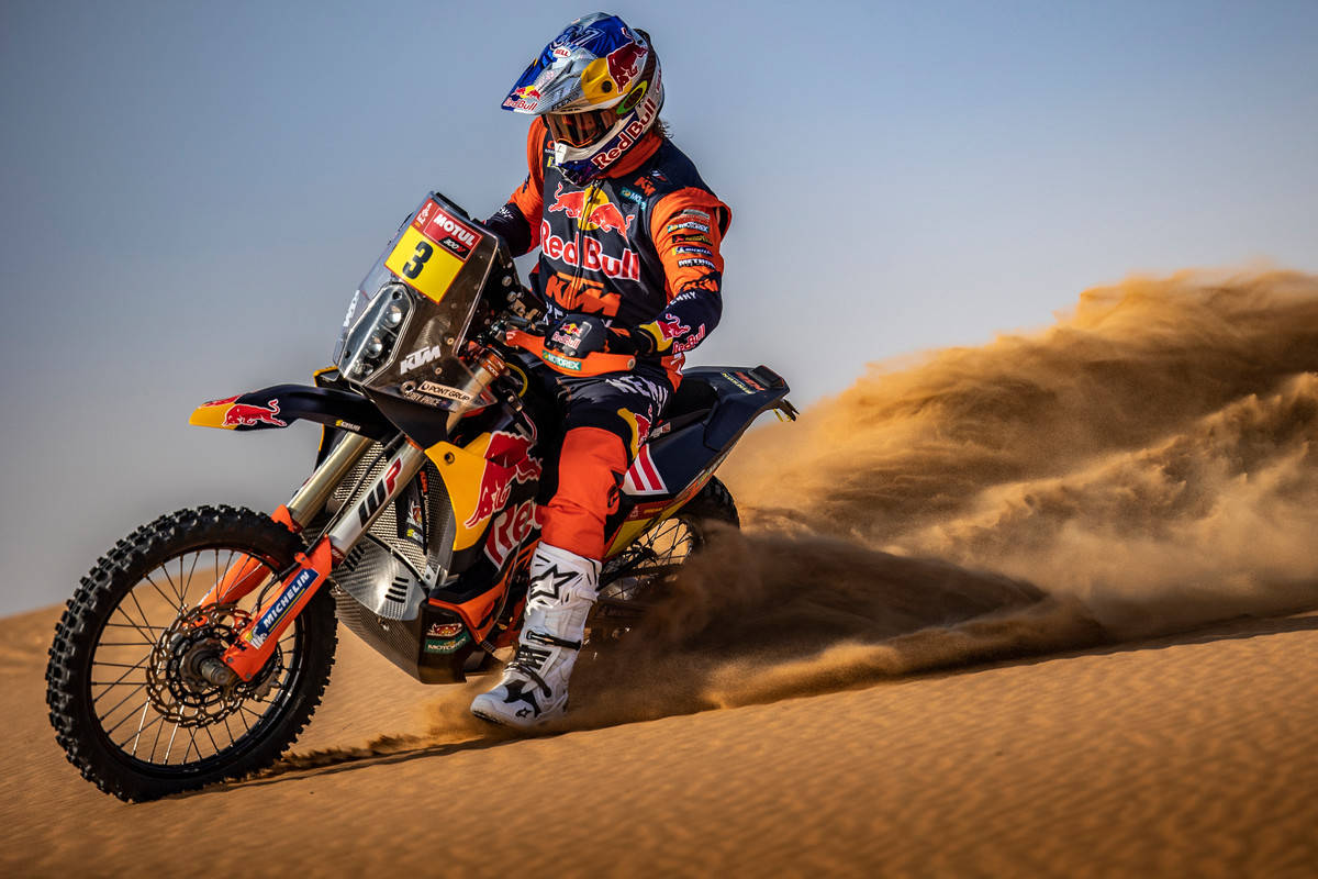 Ktm 450 Rally Motorcycle Dominating The Dakar Wallpaper