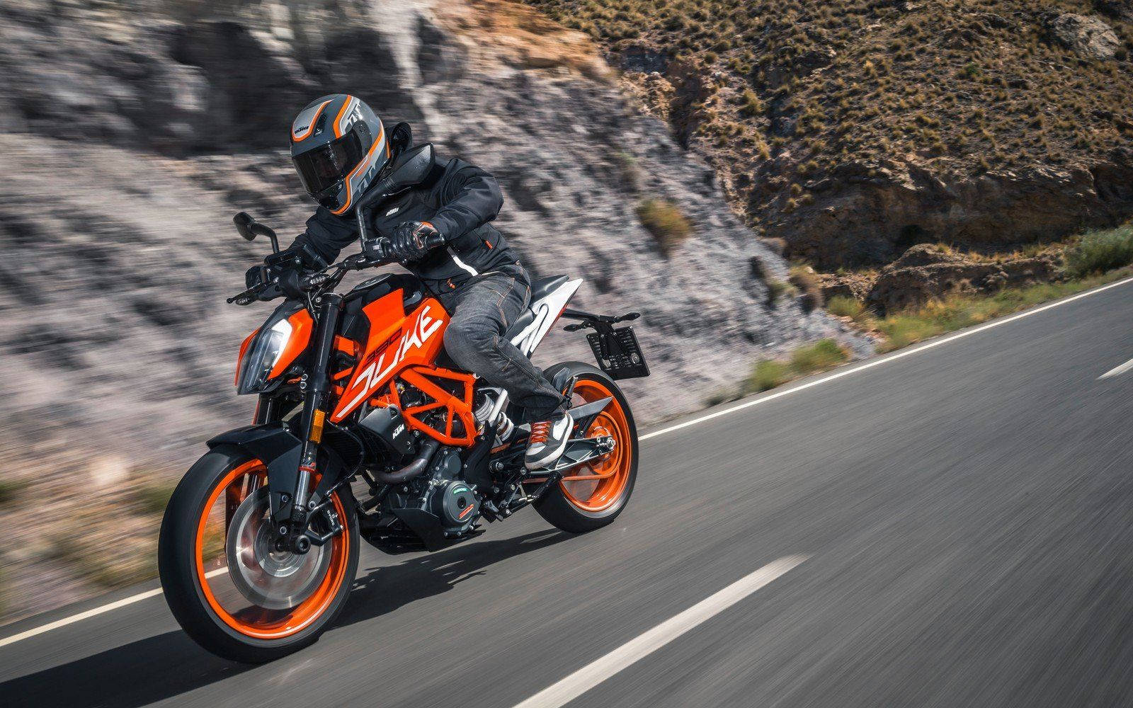 Ktm Duke 390 Action Shot Wallpaper