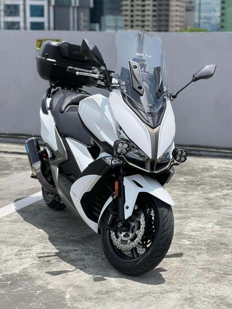 Kymco White Maxi Scooter Outdoor Wallpaper