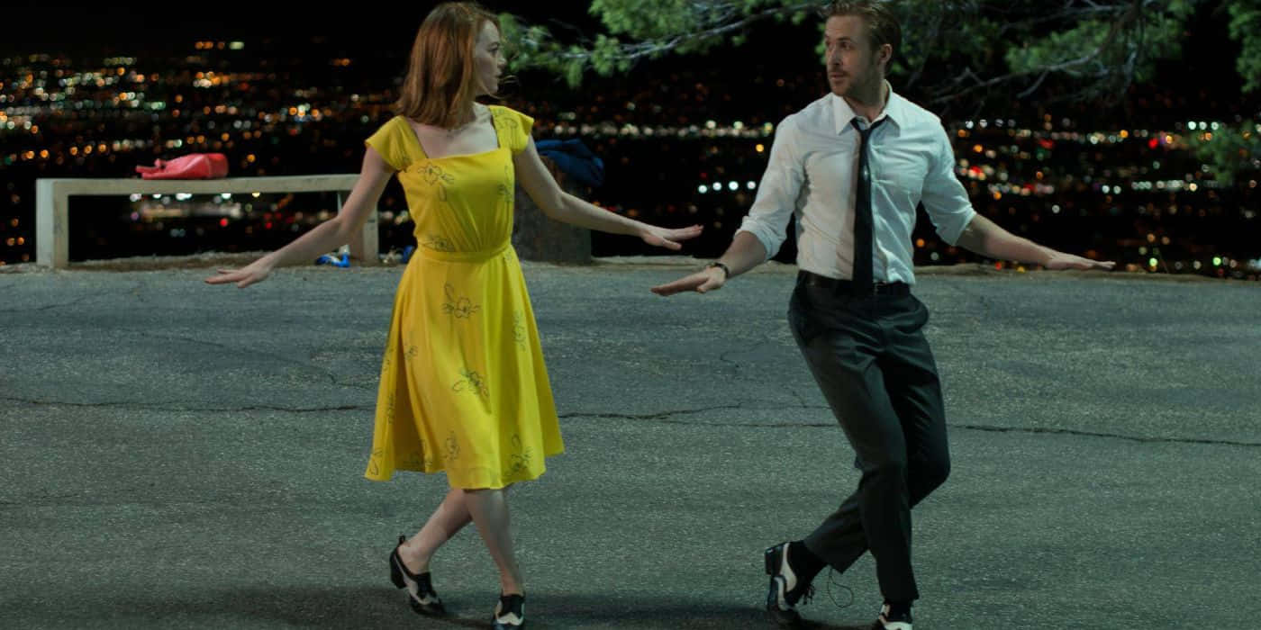 La La Land Watching While Dancing 4k Wallpaper