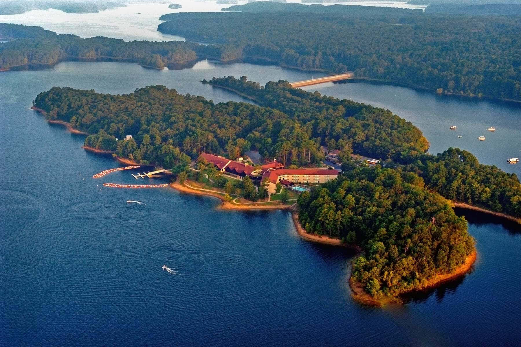 Lake Hamilton Aerial View Wallpaper