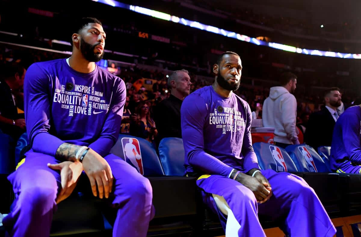 Lakers Players Wearing Equality Warmup Shirts Wallpaper