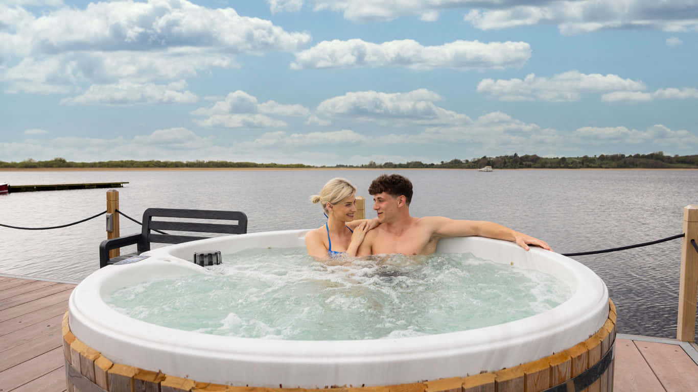 Lakeside Hot Tub Moment Wallpaper