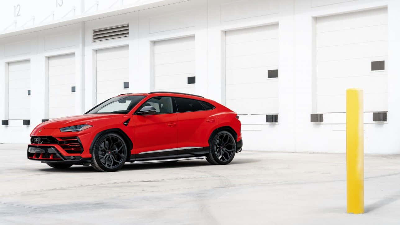 Lamborghini Urus - The Ultimate Luxury Suv Wallpaper