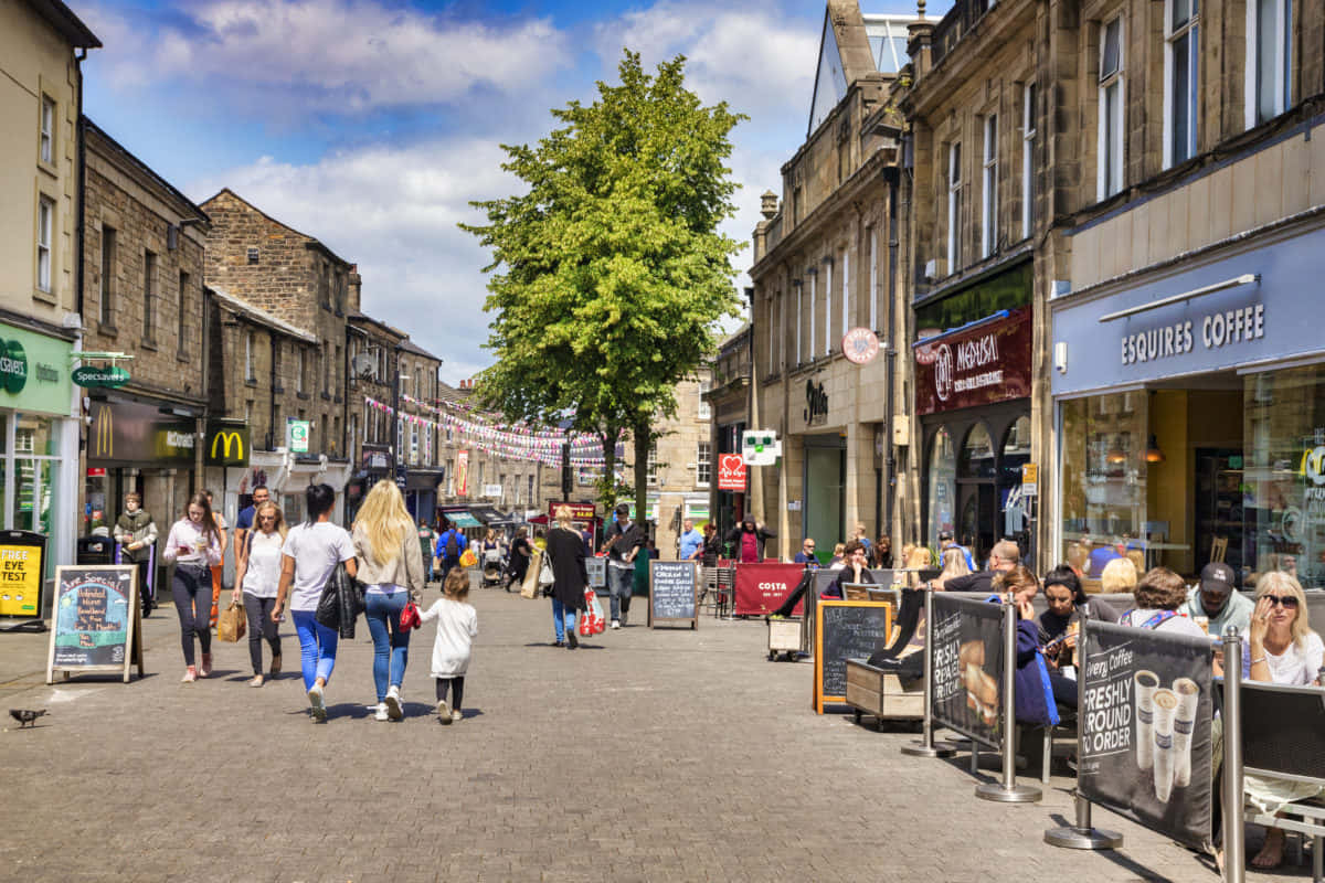 Lancaster City Centre Bustling Street Scene Wallpaper