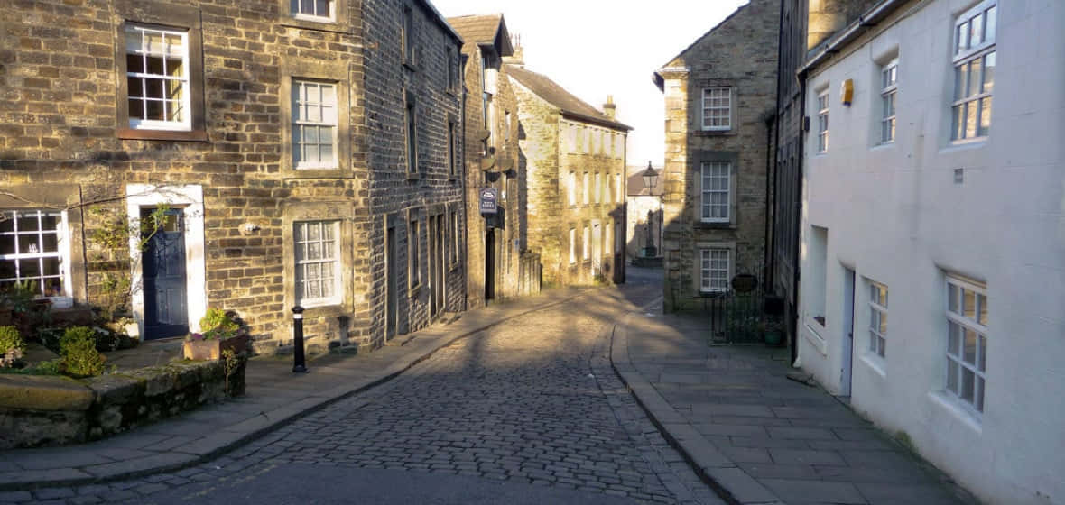 Lancaster Historic Cobbled Street Wallpaper