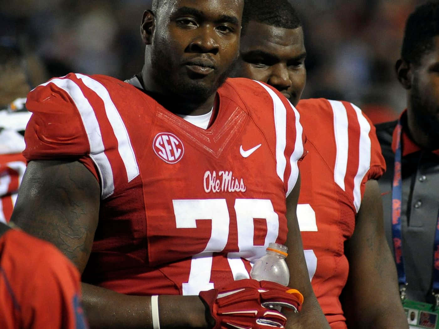 Laremy Tunsil All Red Football Kit Wallpaper