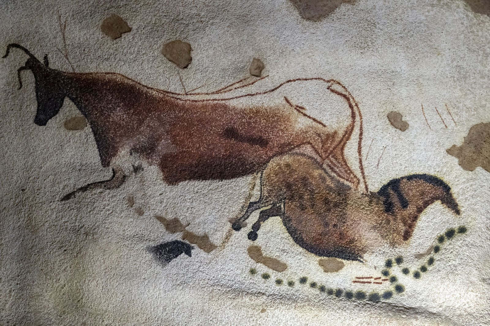 Lascaux Caves Wallpaper