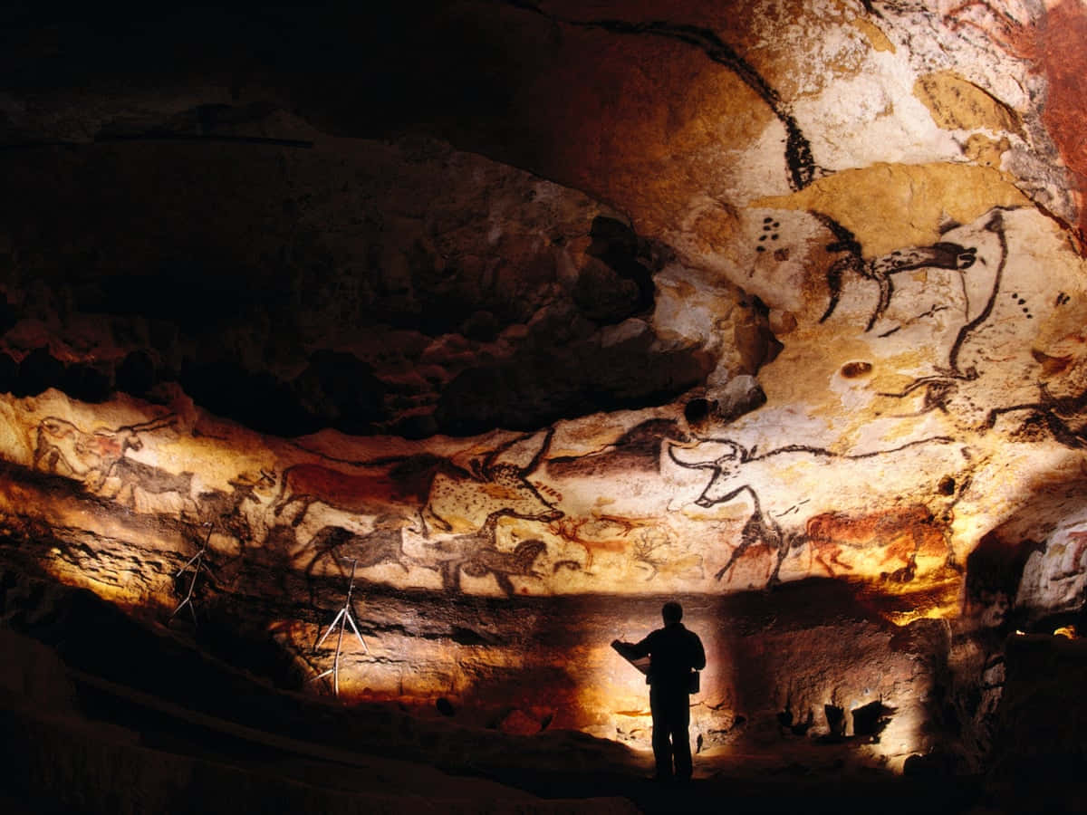 Lascaux Caves Wallpaper