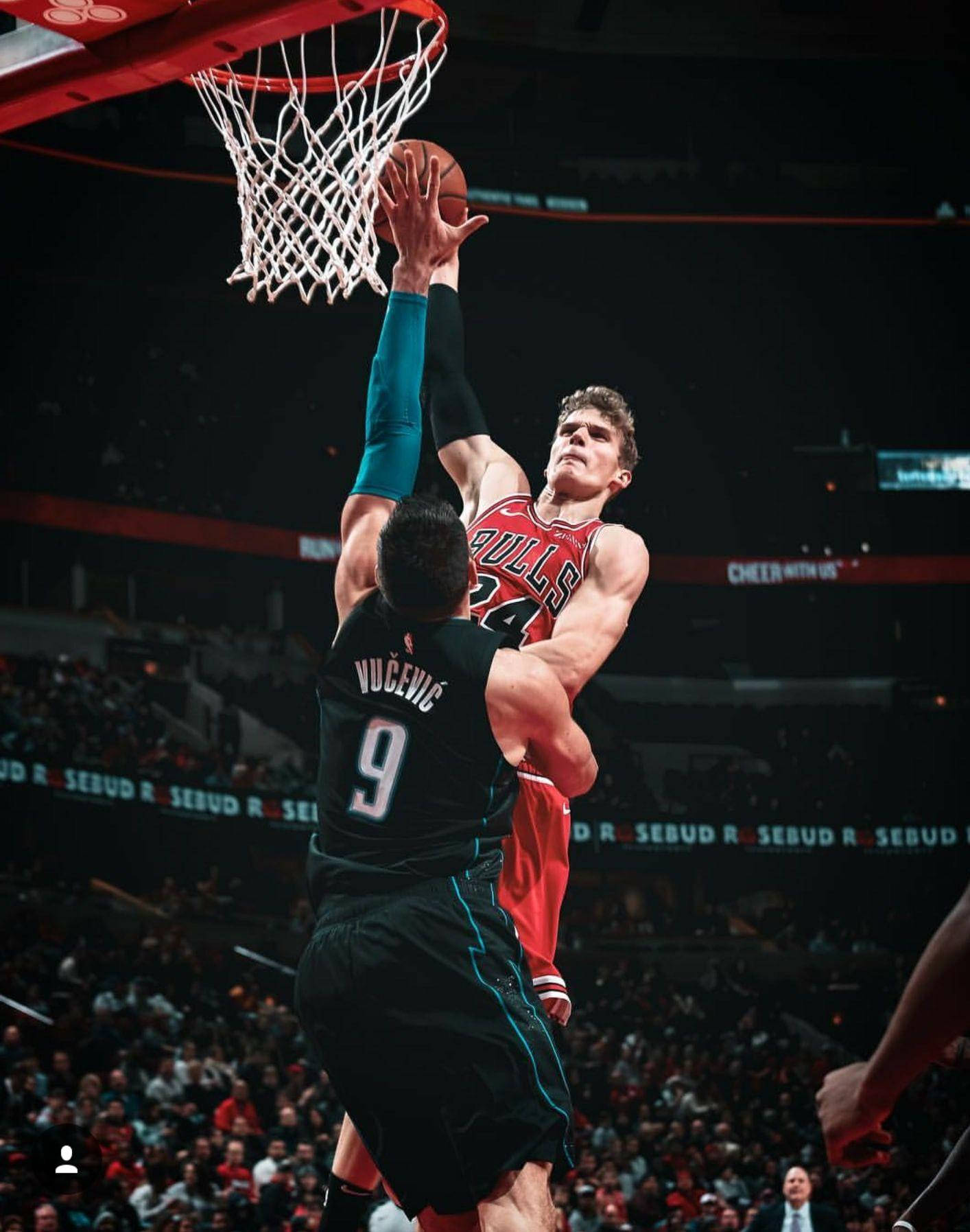 Lauri Markkanen Bulls Scoring Against Orlando Magic Wallpaper