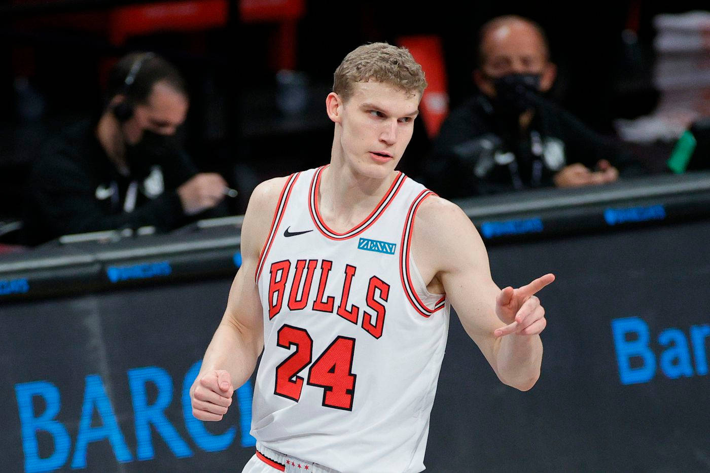 Lauri Markkanen Chicago Bulls Young Finnish Wallpaper