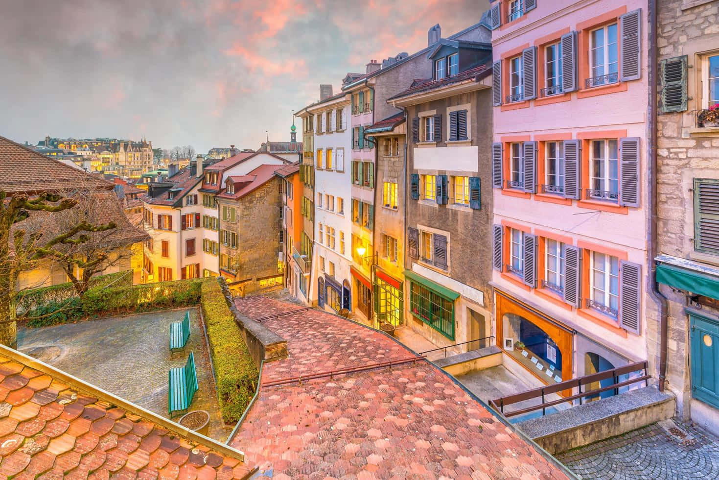 Lausanne Historic Cityscapeat Dusk Wallpaper