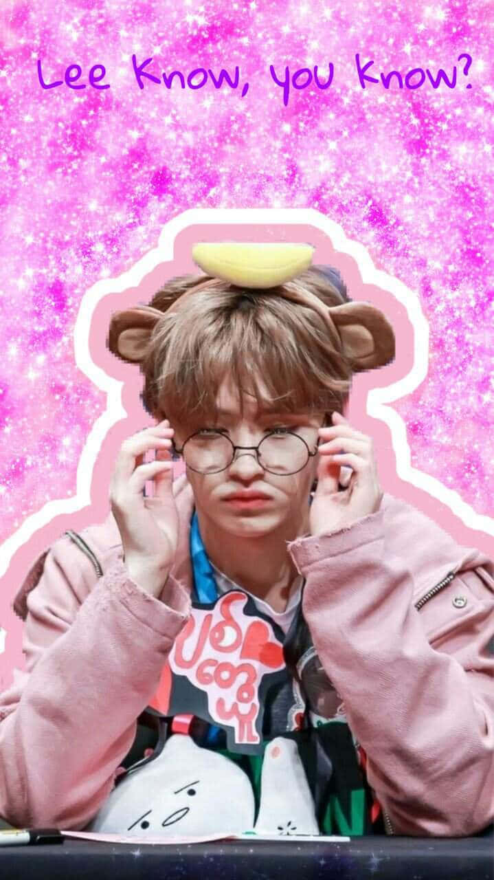 Lee Know Cute Bear Ears Wallpaper