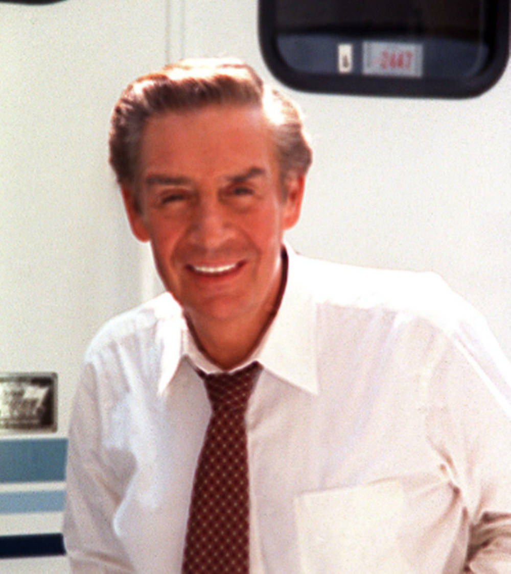 Legendary Actor Jerry Orbach In Dirty Dancing Film Wallpaper