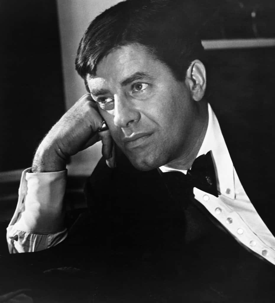 Legendary Comedian Jerry Lewis Performs On Stage