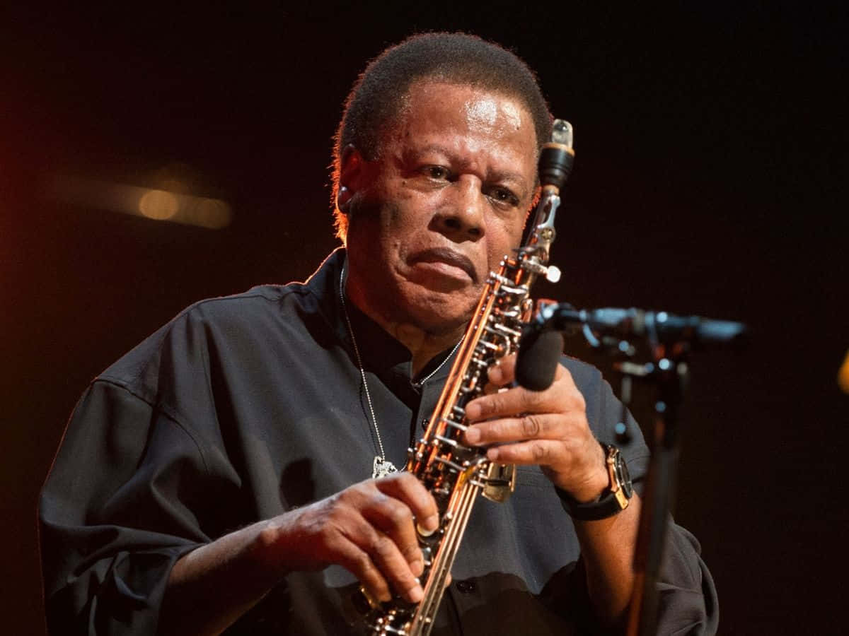 Legendary Jazz Saxophonist And Composer, Wayne Shorter Wallpaper