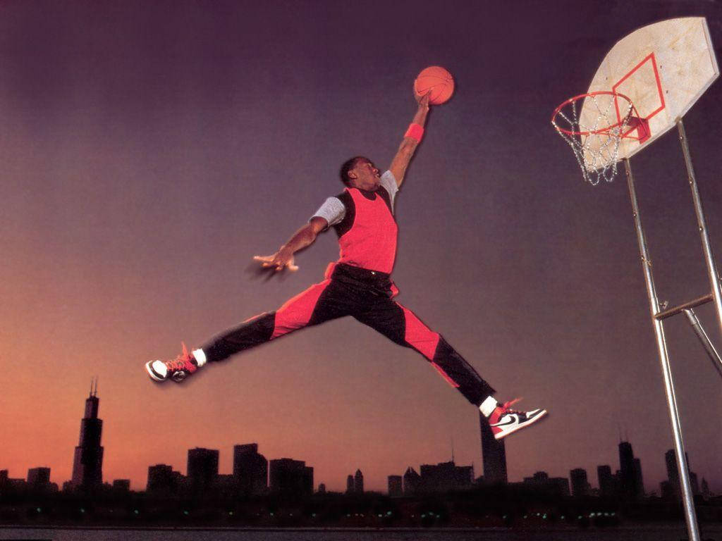 Legendary Nba Star – Michael Jordan Wallpaper