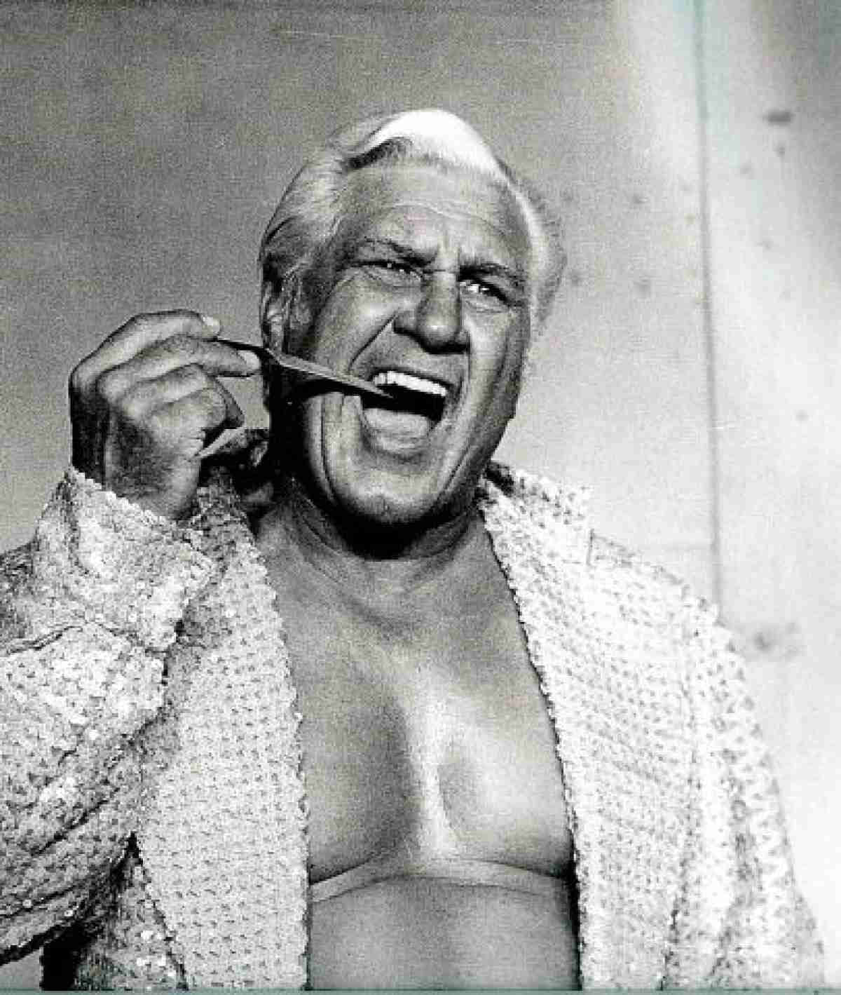 Legendary Professional Wrestler, Freddie Blassie Wallpaper