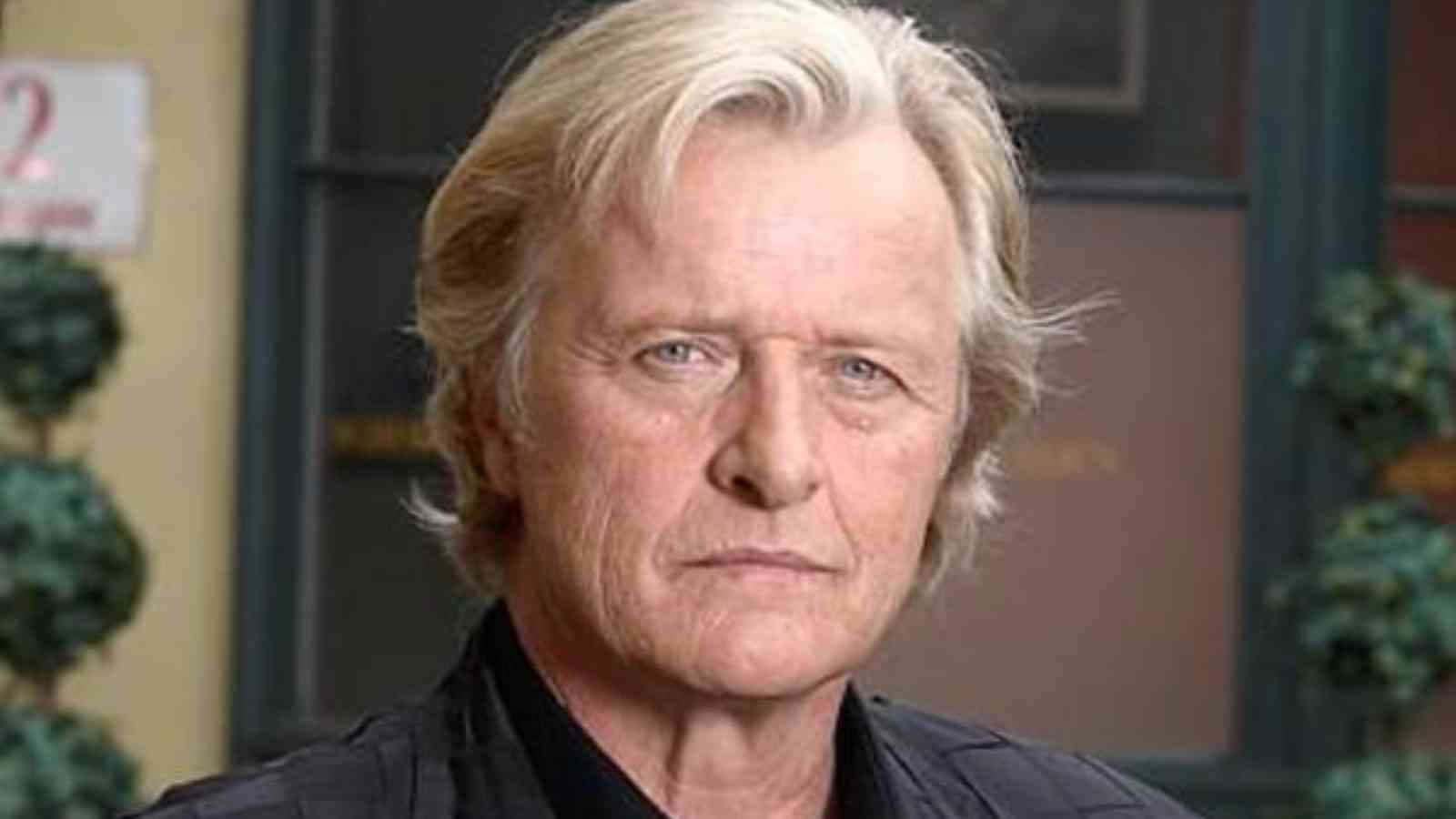 Legendary Rutger Hauer In His Prime Wallpaper